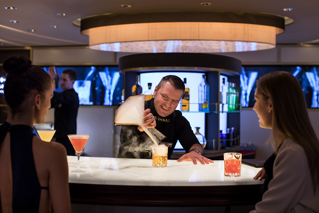 Celebrity Cruises Celebrity Solstice World Class Bar _4_.jpg
